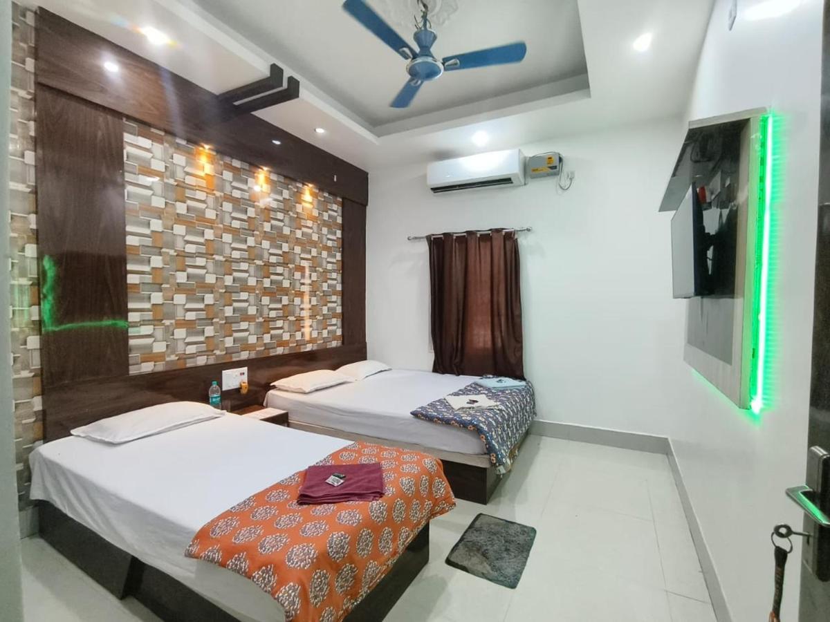 Bobby House 450m From & 1 Km From Temple Hotel 4*