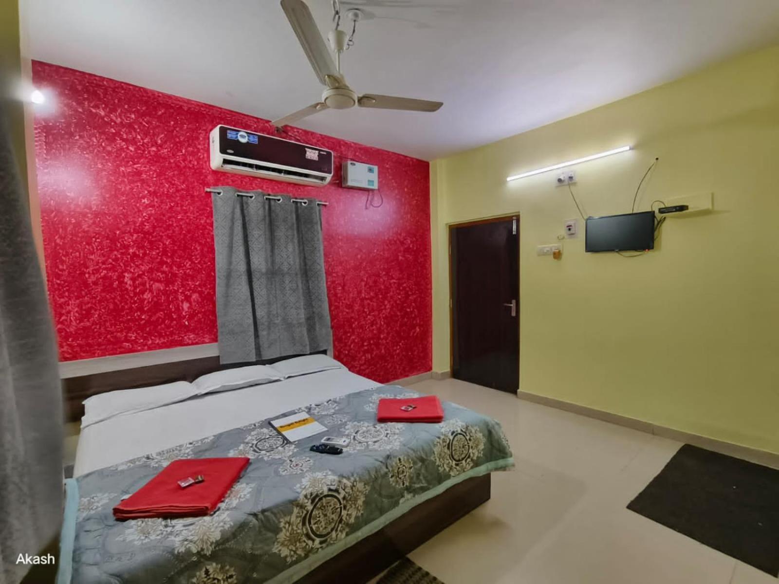 Bobby House 450m From & 1 Km From Temple Hotel 4*