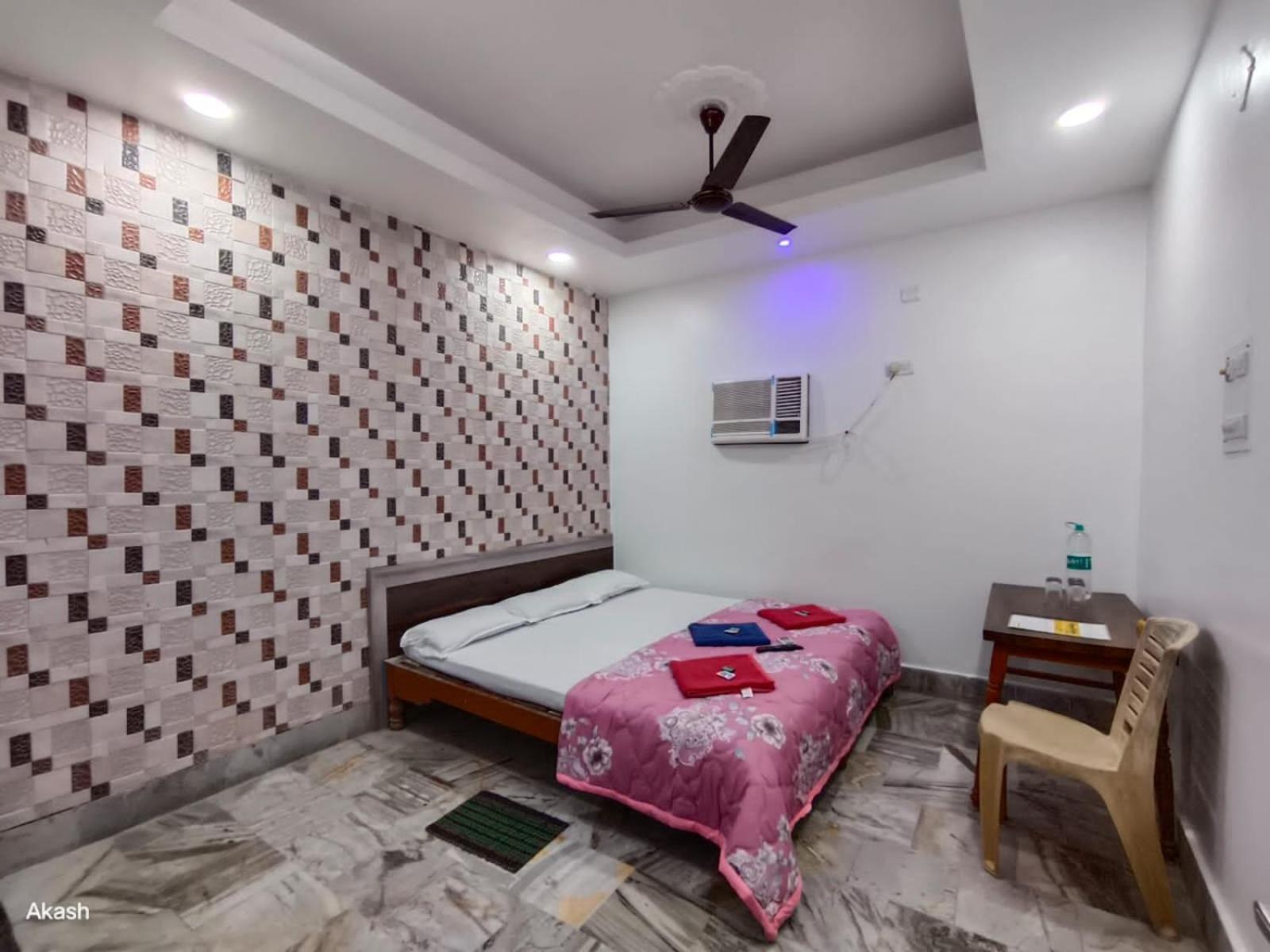 Bobby House 450m From & 1 Km From Temple Hotel